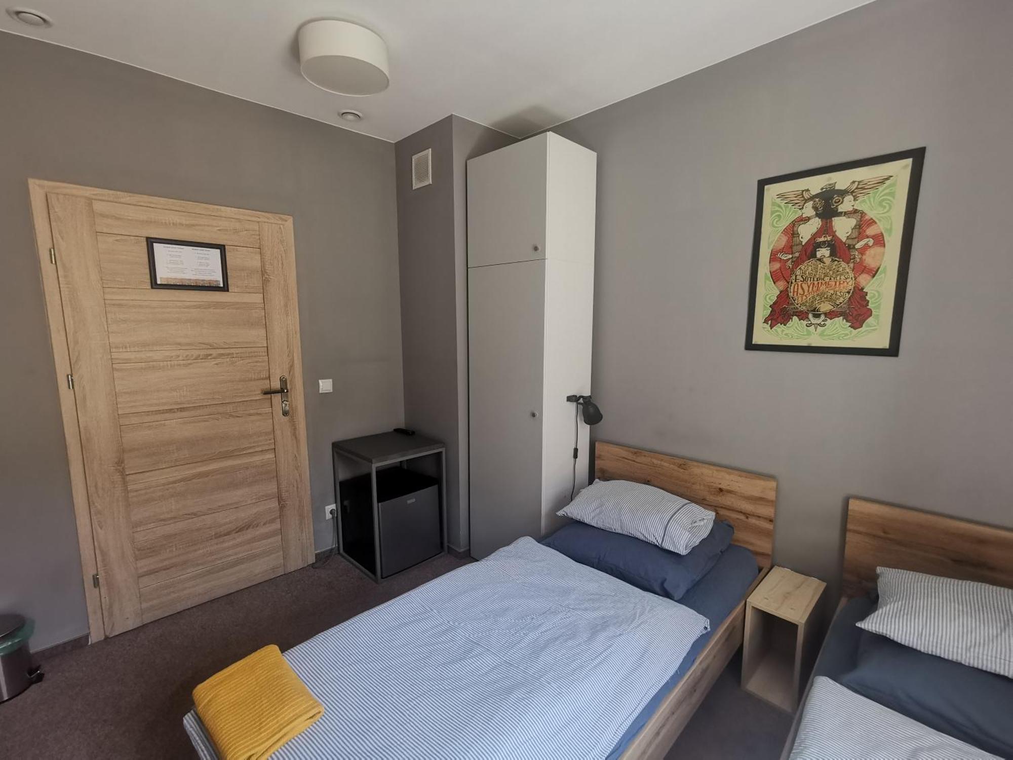 Bemma Apart Hostel Wroclaw Bagian luar foto