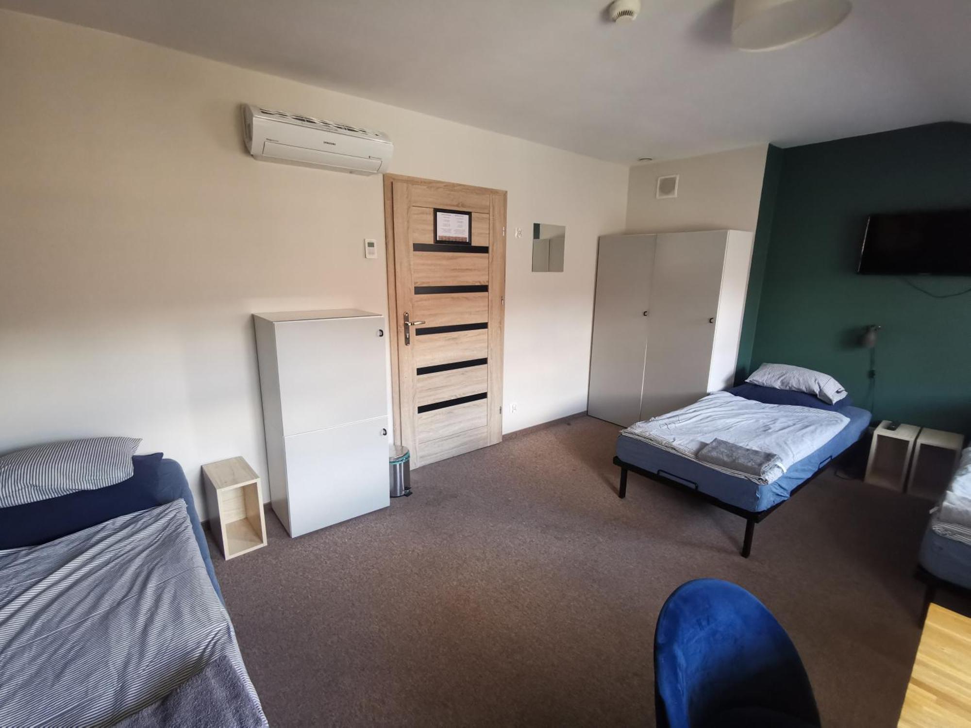 Bemma Apart Hostel Wroclaw Bagian luar foto