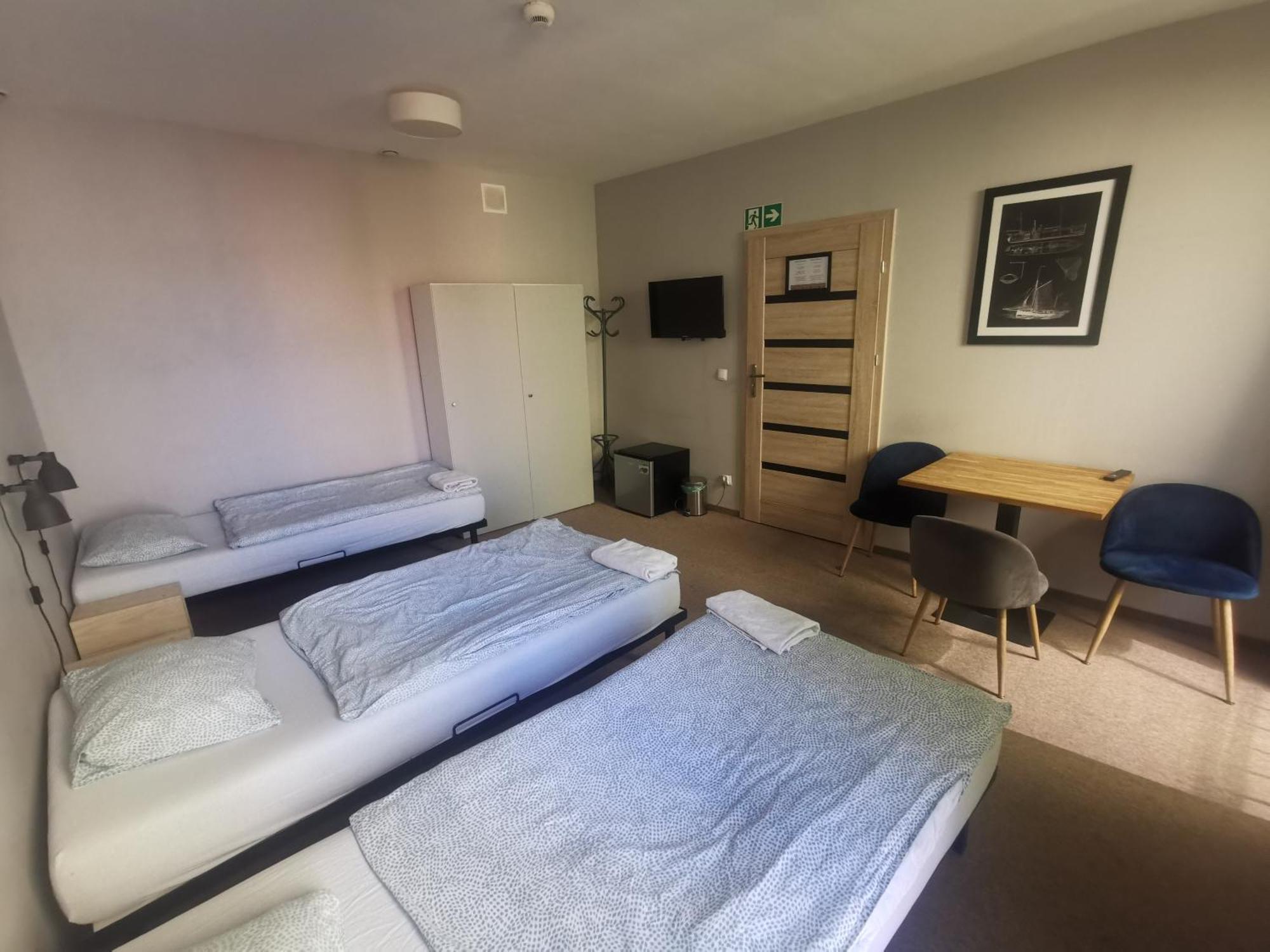 Bemma Apart Hostel Wroclaw Bagian luar foto