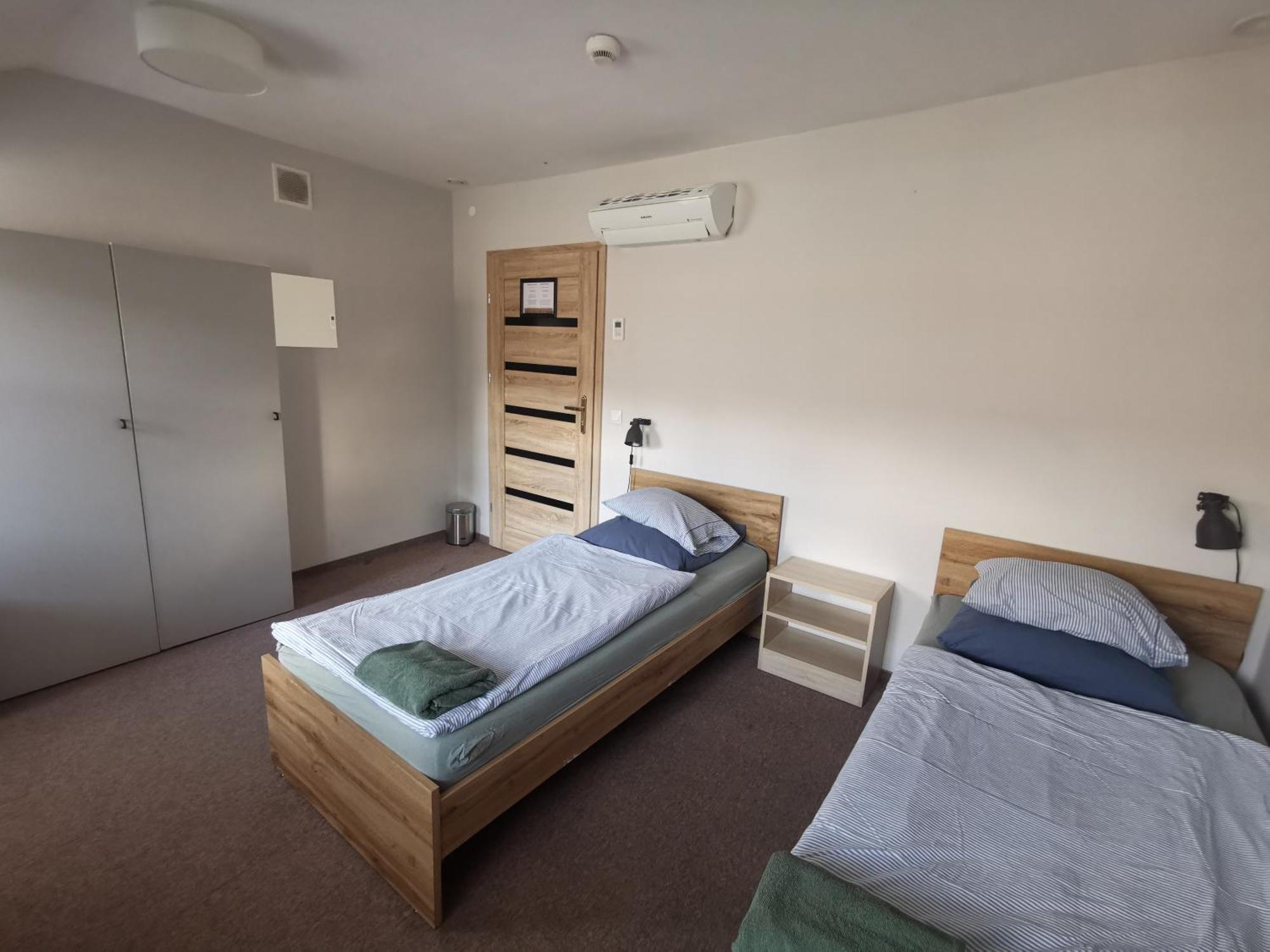 Bemma Apart Hostel Wroclaw Bagian luar foto