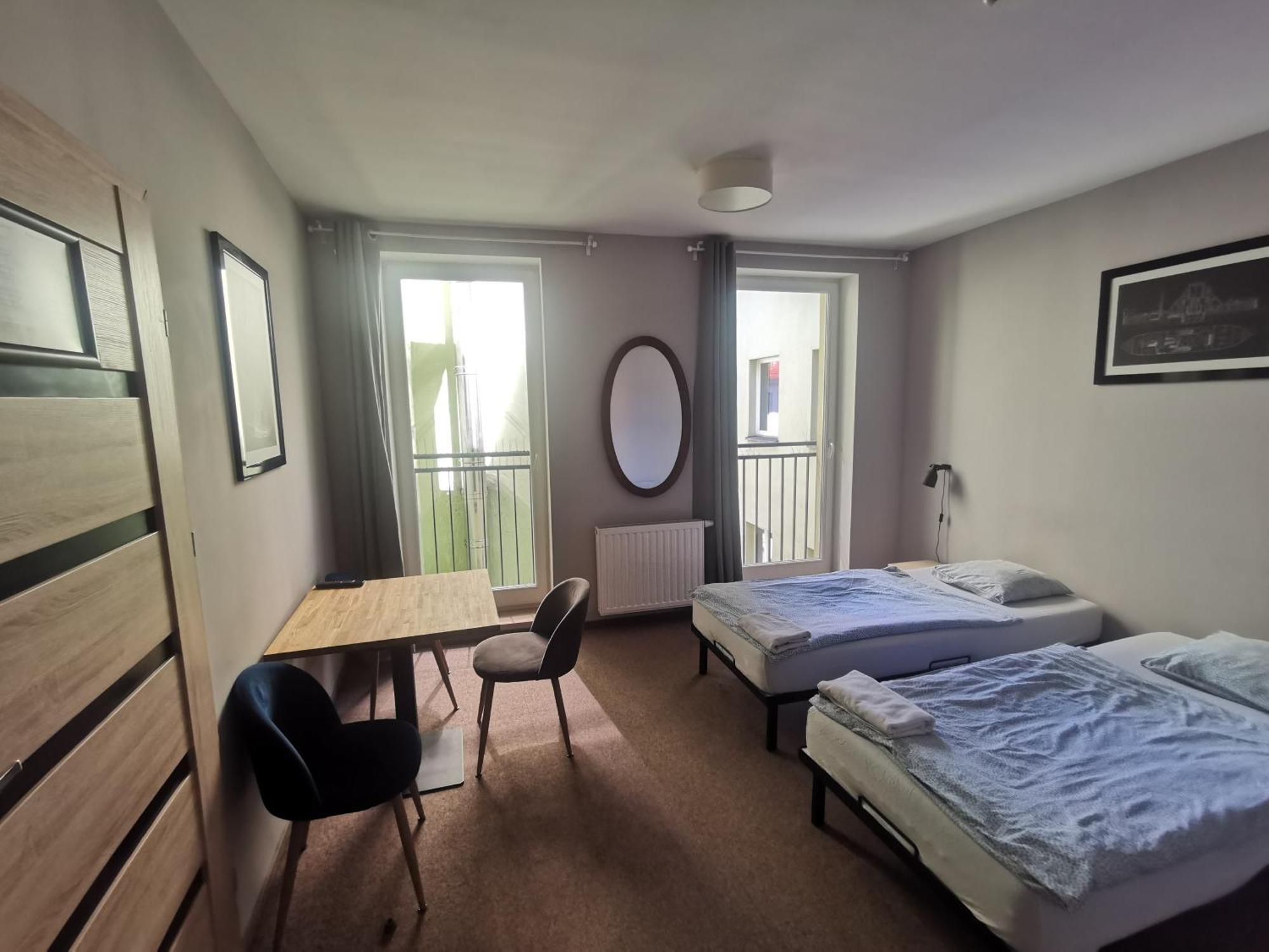 Bemma Apart Hostel Wroclaw Bagian luar foto