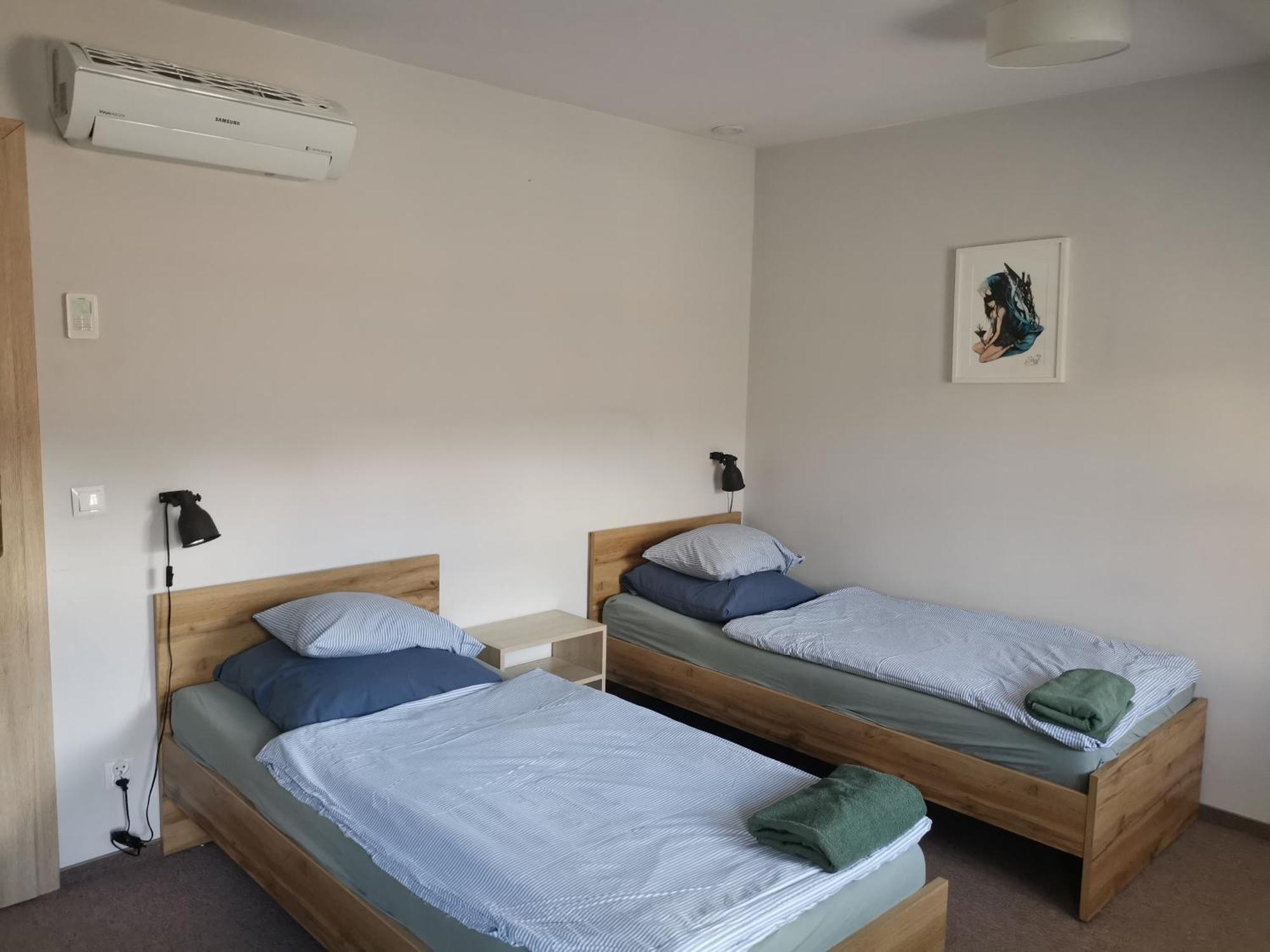 Bemma Apart Hostel Wroclaw Bagian luar foto
